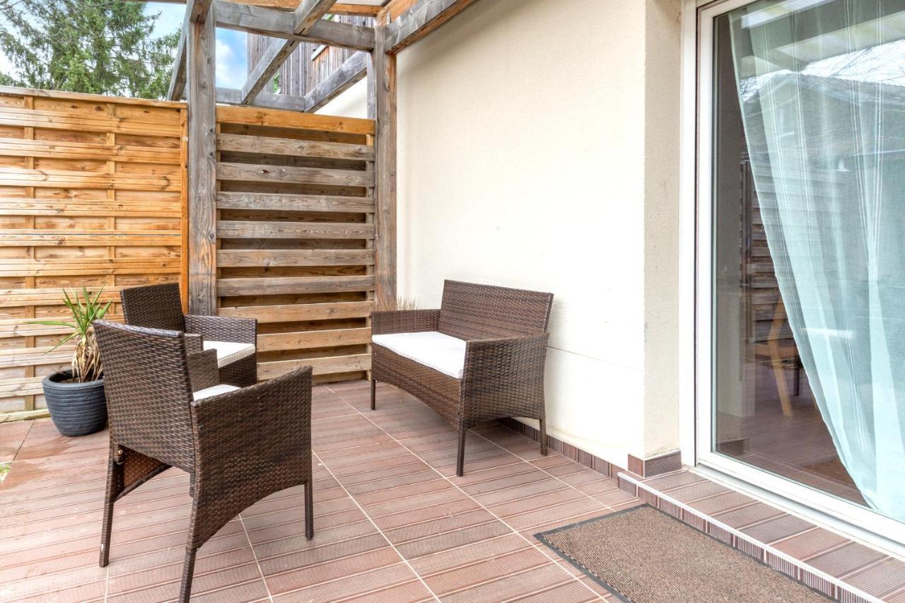 Le Duplex Chessy - 15Min From Disneyland - 2 Private Parkings - Garden - Kingsize & Queensize Bed - Supermarket Behind The House 外观 照片